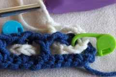 Finish the double crochet at the back