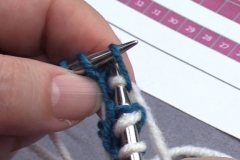 04 Row 2a 07 knit next stitch